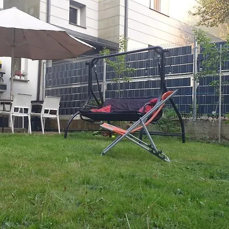 アパート Glowackiego 8